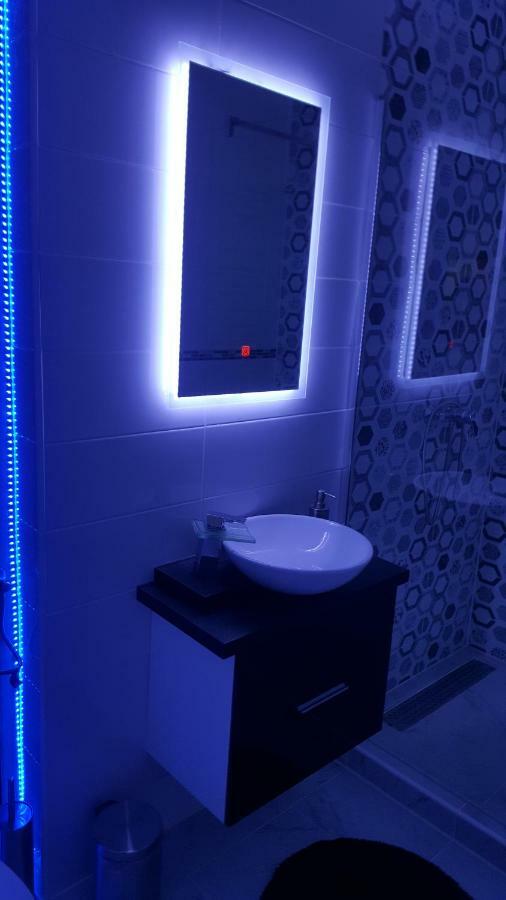 Gutenberg Utca Apartman Segedín Exteriér fotografie
