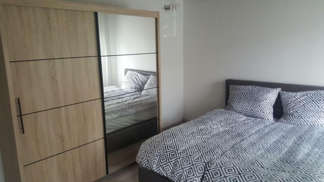 Gutenberg Utca Apartman Segedín Exteriér fotografie